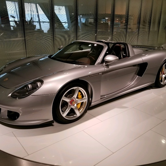 Meet your Posher, Brent - Picture 1 of 1